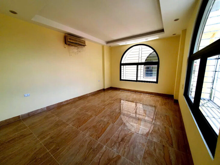 BÁN NHÀ RIÊNG PHỐ NGỌC THỤY VIEW HỒ, 41M2, 5 TẦNG, MT 6M, 5.8 TỶ.LONG BIÊN.