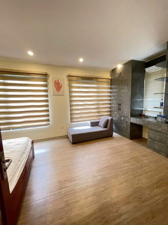 NHÀ ĐẸP Ở LUÔN Ô TÔ QUA NHÀ, 36M2, 5 TẦNG, 6.1 TỶ. BÁT KHỐI- LONG BIÊN.