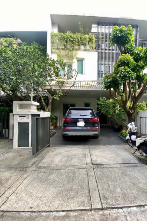 SIÊU PHẨM NGỌC LAN, KĐT MỚI PARKCITY LÊ TRỌNG TẤN – KHU VỰC HIẾM NHÀ BÁN – 2 THOÁNG – ÔTÔ DỪNG ĐỖ