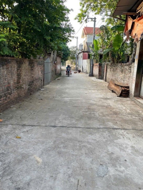 Long Biên 56m , mạt tiên 4m. Chỉ 2,2 tỷ