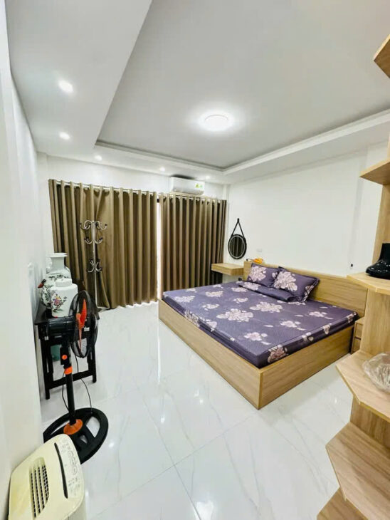 NHÀ MỚI PHỐ NGỌC THỤY- LONG BIÊN 7 TẦNG,THANG MÁY, Ô TÔ ĐỖ CỬA,35M2,MT 3.5M,9.8 TỶ.