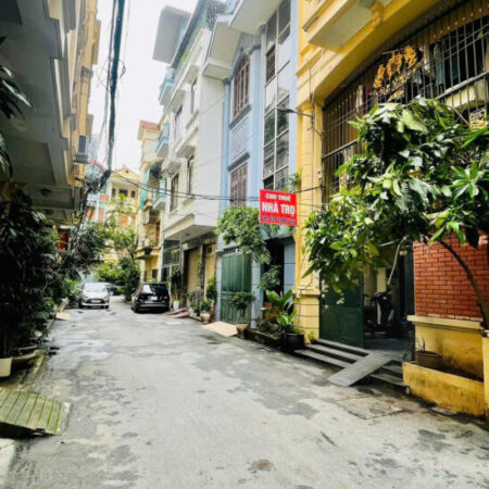 Bán nhà Hồng Hà VỈA HÈ, PHÂN LÔ, VỈA HÈ, Ô TÔ TRÁNH 46mx6 tầng THANG MÁY 15.9 tỷ.