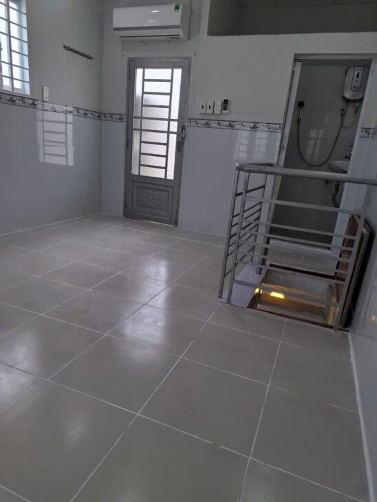 Sát mặt tiền xe hơi ????Q4 Ngang 3 Dài 7 Đúc 3 tấm HƠN 2 TỶ Q4