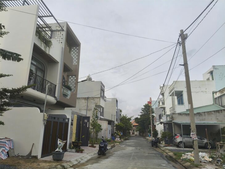 Cần bán Lô đất sạch đẹp, mặt nhựa 8m Bưng Ông Thoàn, Phú Hữu, Quận 9, sổ riêng 53m2, giá rẻ nhất