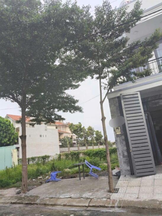 Cần bán Lô đất sạch đẹp, mặt nhựa 8m Bưng Ông Thoàn, Phú Hữu, Quận 9, sổ riêng 53m2, giá rẻ nhất