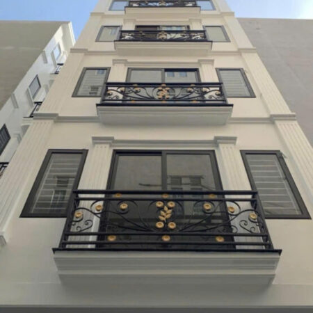 Bán nhà Kim Giang, Thanh Xuân – Nhà mới, ngõ nông 30m ô tô tránh – S34m x 5 tầng x 3PN rộng