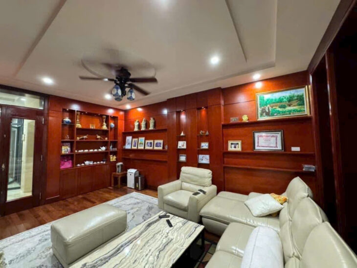Trích Sài Tây Hồ – ô tô vào nhà – 6 tầng thang máy- view hồ – 69m nhỉnh 17 tỷ