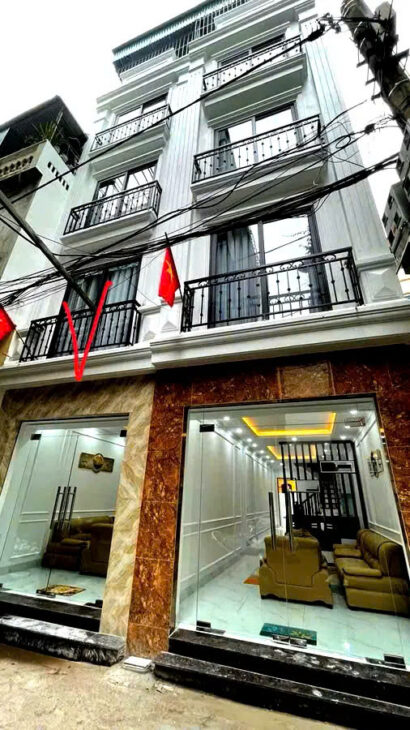 BÁN NHÀ ĐẸP- Ở LUÔN,ĐỦ NỘI THẤT, 43M2, 5 TẦNG,MT 3.5M, 7.9 TỶ, Ô TÔ ĐỖ CỬA NGỌC THỤY- LONG BIÊN