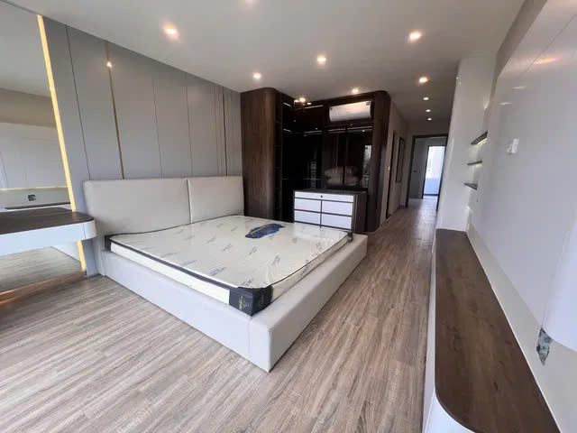 NHÀ MỚI- GARA 7 CHỖ, NGÕ THÔNG,PHỐ NGỌC THỤY- LONG BIÊN 58M2,7 TẦNG,13.8 TỶ.