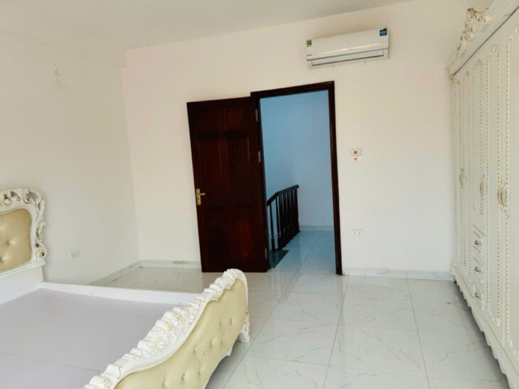NHÀ ĐẸP, PHÂN LÔ PHỐ NGÔ ĐÌNH MẪN – THOÁNG SÁNG RỰC RỠ – ÔTÔ DỪNG ĐỖ NGÀY ĐÊM
