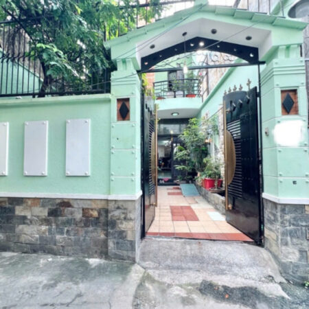 BÌNH THẠNH PHƯỜNG 26 – HXH NGỦ – 5.7*23 133m2 3 TẦNG 4PN – CHÍNH CHỦ LÂU NĂM – KHU VỰC DÂN TRÍ CAO
