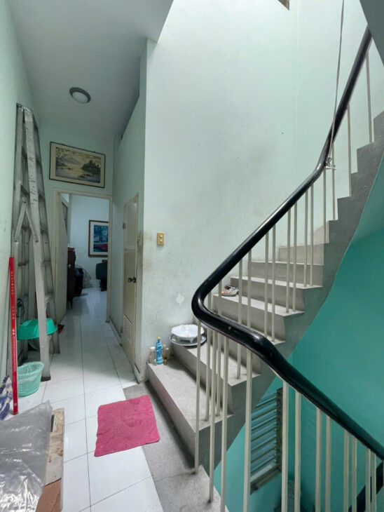 64M2 – HẺM XE HƠI VÔ NHÀ – NGUYỄN THIỆN THUẬT – PHƯỜNG 3 – QUẬN 3 – 3 TẦNG.