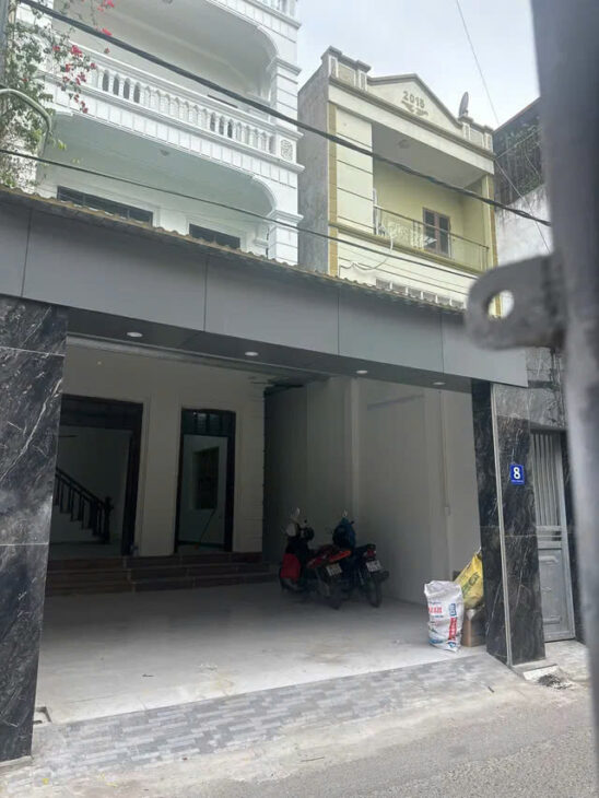 Bán nhà 3 tầng, 95m², 4PN, Ngọc Lâm, Long Biên, 14.2 tỷ