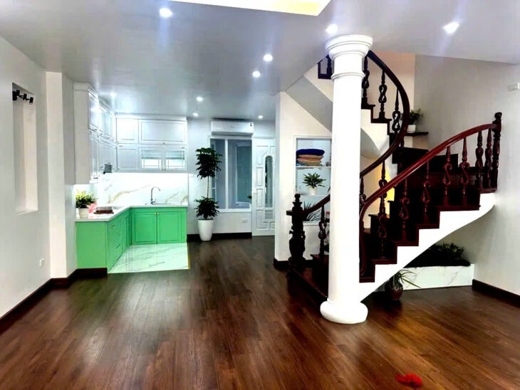 Bán nhà 79m², 5 tầng, 4PN, 5WC, Bồ Đề – Long Biên – 18 tỷ