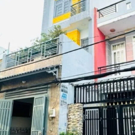 CẦN BÁN NHANH NHÀ HẺM 5 M LÔ TƯ BÌNH, HƯNG HÒA A, GIÁP RANH QUẬN TÂN QUÝ 5,3 TỶ