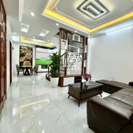 B.Á.N NHÀ GẤP Phố Thanh Bình, 42m2, 6 Phòng Ngủ, oto, gần phố, ở ngay, chỉ 8 tỷ