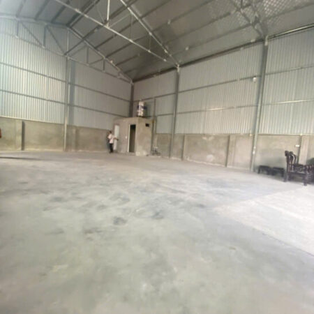 Cho thuê kho 150m xe 10 tấn đỗ cửa Thanh Trì, giá chỉ 6tr/tháng