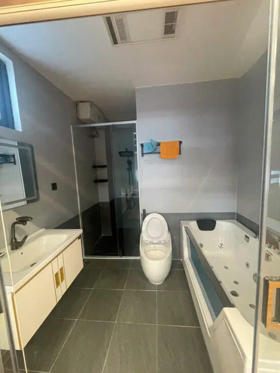 Nhà mới Nguyễn Văn Cừ- Long Biên 52m2,LÔ GÓC + 6 TẦNG THANG MÁY GARA ÔTÔ + NGÕ THÔNG KINH