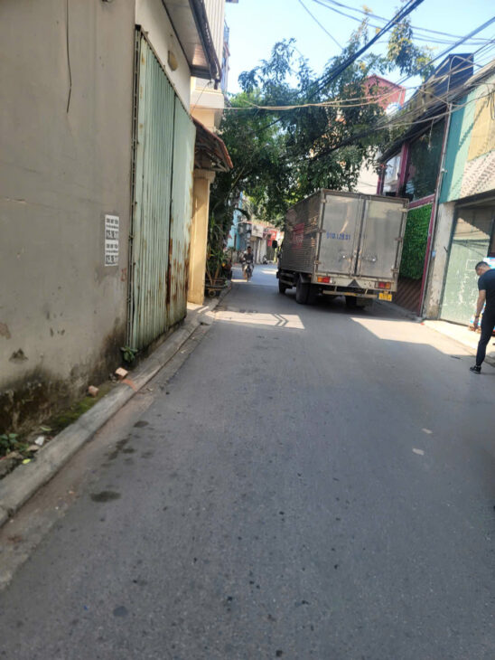 Siêu Hiếm, bán nhà đẹp Gia Quất – Long Biên- Vỉa Hè – Lô Góc- Kinh Doanh Sầm Uất- Mặt Phố Ô Tô