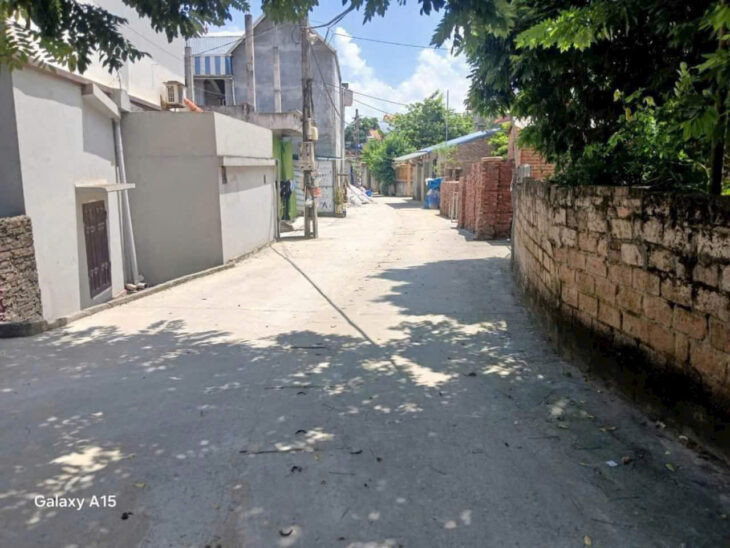 cc gửi bán 95m đât full xã đông phương yên bám ql6 đường ô tô thông