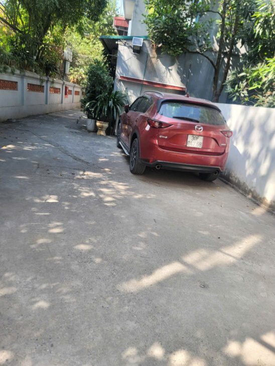 Cần bán gấp nhà Gia Quất -Long Biên – oto đỗ cửa – Gần trường hoc, chợ, công viên, nhà văn hóa,