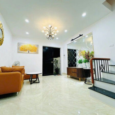 NHÀ ĐẸP – NGÕ THOÁNG SÁNG -GẦN PHỐ – KINH DOANH, Đê La Thành 26m, 5 tầng, mt 5,3m giá 5,39 tỷ