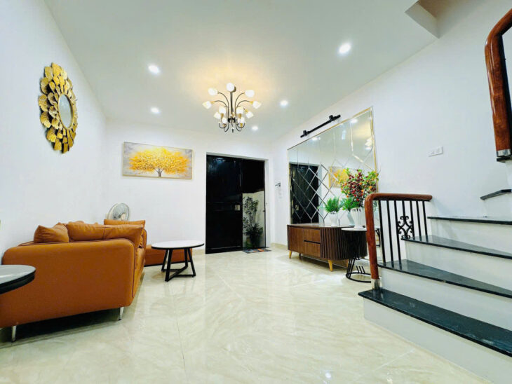 NHÀ ĐẸP – NGÕ THOÁNG SÁNG -GẦN PHỐ – KINH DOANH, Đê La Thành 26m, 5 tầng, mt 5,3m giá 5,39 tỷ