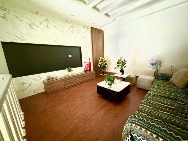 PHÂN LÔ VỈA HÈ OTO TRÁNH – 5 TẦNG FULL NỘI THẤT Ở NGAY – TIỆN ÍCH KHÔNG THIẾU GÌ ???????????? Nhà nằm