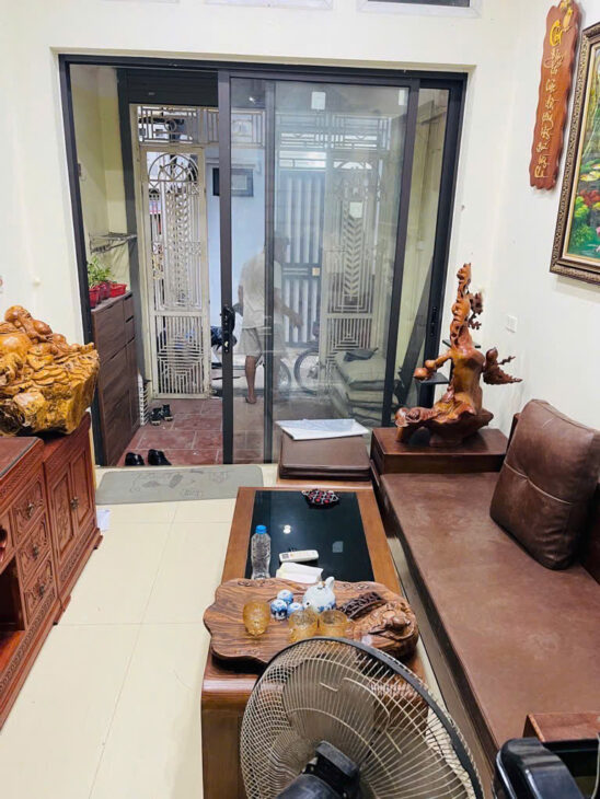 BÁN NHÀ NGÔ GIA TỰ- ĐỨC GIANG- LONG BIÊN, DIỆN TÍCH 38M, 5 TẦNG, GIÁ 5.2 TỶ. KHU VỰC TRUNG TÂM LONG