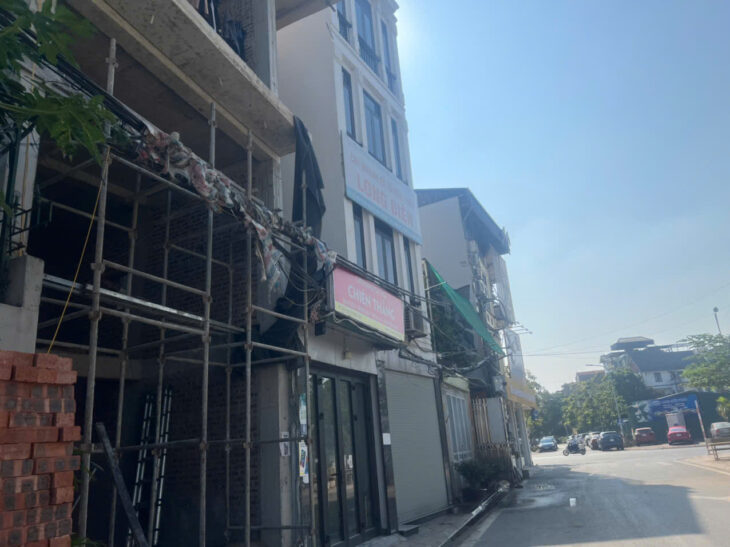 CHÍNH CHỦ BÁN NHÀ VŨ ĐỨC THẬN- LONG BIÊN. DIỆN TÍCH 65M, GIÁ 14 TỶ MẶT TIỀN ĐẸP, NHÀ 3 TẦNG, KINH