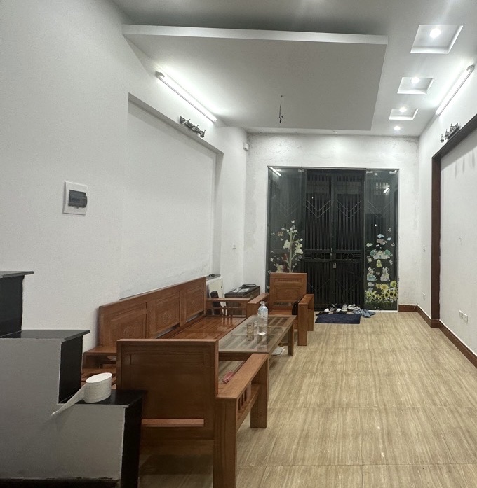 SIÊU PHẨM BÁN NHÀ PHỐ LỤA, Ô TÔ TRÁNH ĐỖ TRƯỚC CỬA NGÀY ĐÊM, CHỈ 8 TỶ