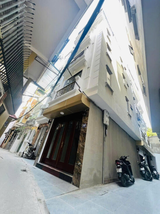 BÁN GẤPTT Q. HAI BÀ TRƯNG-35m*5T CHỈ 7 tỷ-NHÀ MỚI – ĐẸP LONG LANH- LÔ GÓC- NGÕ GẦN Ô TÔ