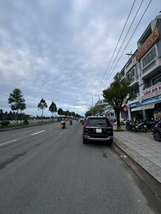 Thiếu Vốn Cần Bán Gấp Căn Nhà 4 Lầu Tại 197H,Trần Hưng Đạo,P V,Vị Thanh,Hậu Giang Gia: 6,5 Tỷ