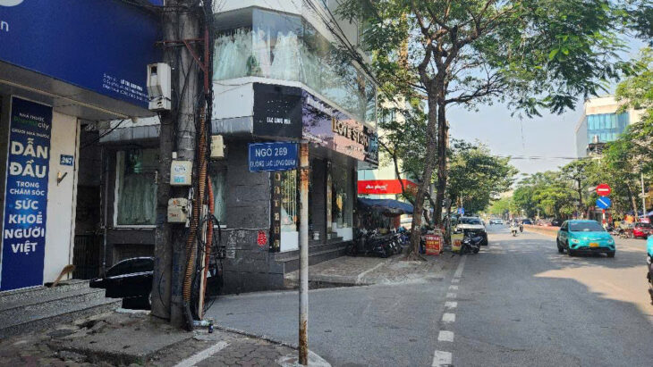Bán nhà mặt phố Lạc Long Quân, Nghĩa Đô, Cầu Giấy, 39m², 9.4 tỷ, sổ đỏ