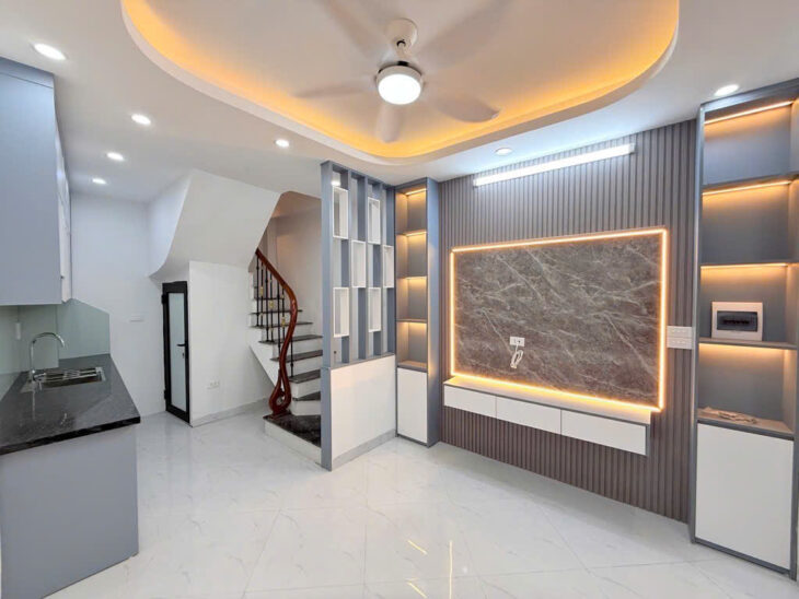 Bán nhà 30m² 4 tầng, ngõ 8/3, Hai Bà Trưng, 4.7 tỷ, sổ đỏ Bán nhà 2PN, 3WC, 30m², ngõ 8/3, Hai Bà