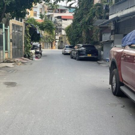 BÁN NHÀ ĐẸP PHÂN LÔ LA KHÊ 35M2, VƯỢNG KHÍ, Ô TÔ ĐỖ CẢ NGÀY LẪN ĐÊM, CHỈ 7.3TỶ BÁN NHÀ ĐẸP PHÂN LÔ LA KHÊ 35M2, VƯỢNG KHÍ, Ô TÔ ĐỖ CẢ NGÀY LẪN ĐÊM, CHỈ 7.3TỶ