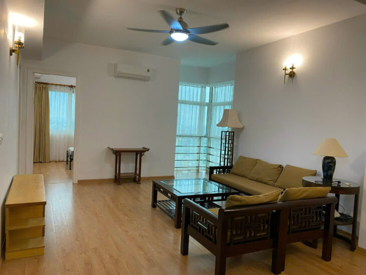Chính chủ bán gấp căn hộ 3PN, 2WC, Diện tích 123m2,Gía chỉ 7,5 tỷ tại Tòa E, Ciputra Nam Thăng