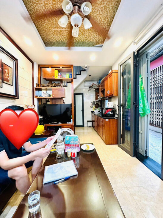 Bán nhà Hoàng Hoa Thám – Dân xây 5 tầng – Mặt tiền rộng – Nhỉnh 5 tỷ