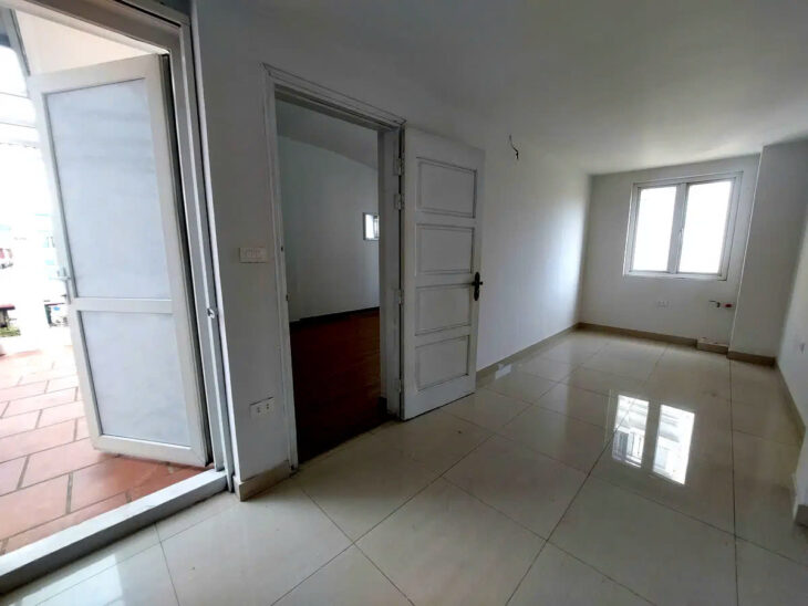 NHÀ MỚI- ĐẸP PHỐ HỒNG TIẾN- LONG BIÊN, 40M2, 5 TẦNG, Ô TÔ QUA, 10.2 TỶ.