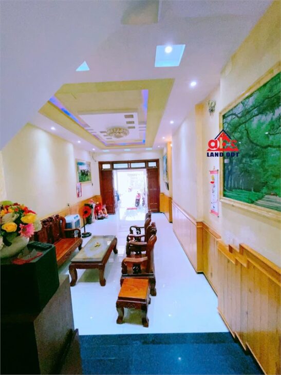 NP1031 nhà phố 1 trệt 2 lầu MT kinh Doanh, đường Hoàng Bá Bích. dân cư đông đúc