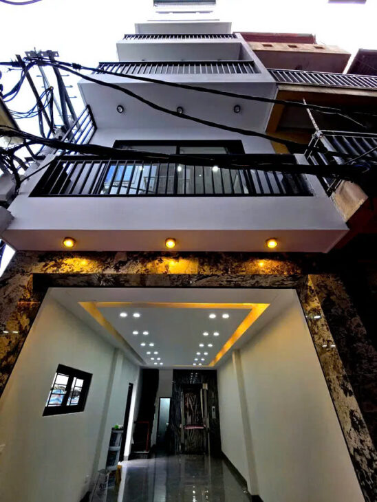 BÁN NHÀ PHỐ NGỌC THỤY 41M2,6 TẦNG, MT 4M, THANG MÁY- 10M RA Ô TÔ CHÁNH 10.5 TỶ.