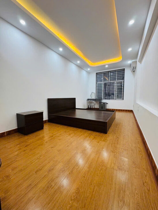 Bán nhà Thượng Thanh 4 tầng x 35M – Ô tô đỗ cổng – Full đồ – Xung quanh nhiều tiện ích