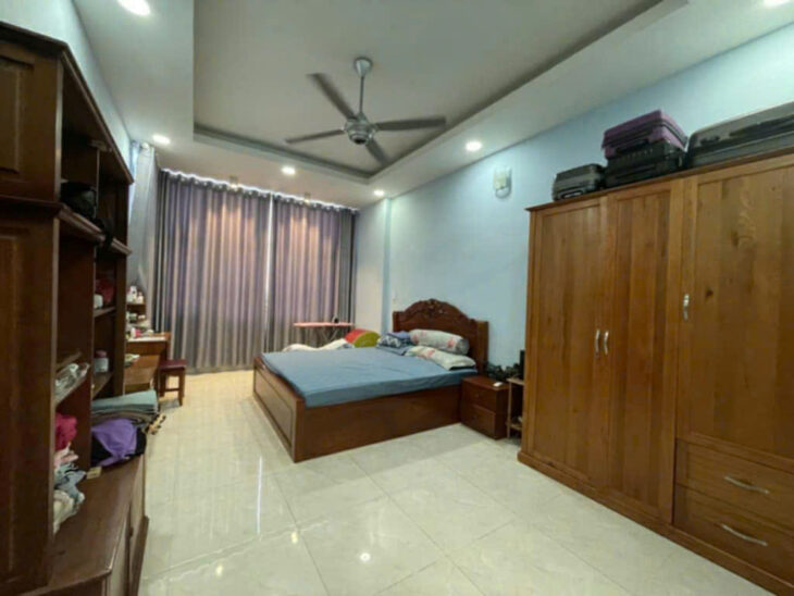 Bán nhà mặt tiền đường Man Thiện Trung Tâm Quận 9, TP HCM