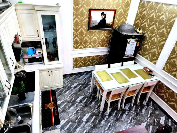 BÁN NHÀ RIÊNG PHỐ NGỌC THỤY- LONG BIÊN, 40M2,4 TẦNG, MT 3.8M, 6.4 TỶ.