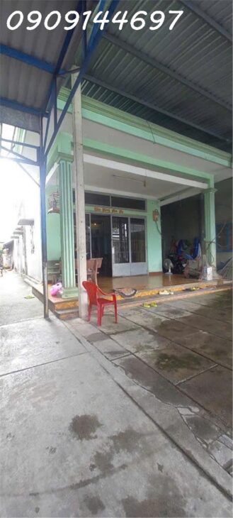 ????Nhà cấp 4 Mặt tiền kinh doanh hẻm thông, đường LÊ VĂN KHƯƠNG, phường HT, Q12, dt 214m2 (7,5mx35m)