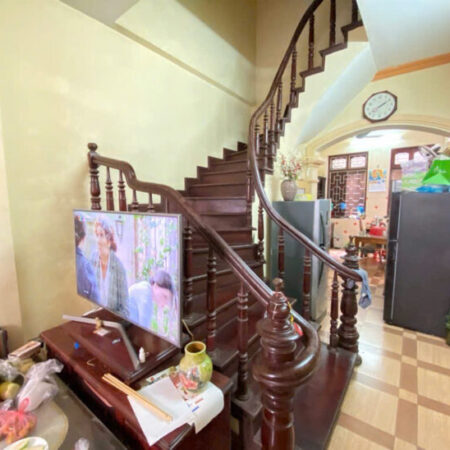 Nguyễn Khánh Toàn Ngõ THÔNG, Ô TÔ, Nhà đẹp Ở LUÔN 75m2 5 Tầng giá 14,8 tỷ