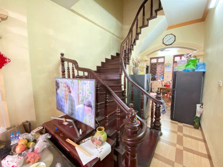 Nguyễn Khánh Toàn Ngõ THÔNG, Ô TÔ, Nhà đẹp Ở LUÔN 75m2 5 Tầng giá 14,8 tỷ