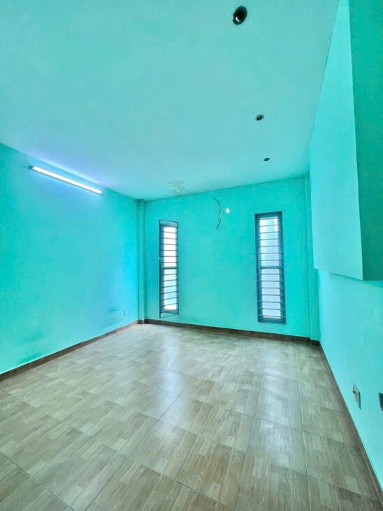 BÌNH TÂN, NHÀ 1 LẦU ĐÚC THẬT BTCT, HẺM 7m THÔNG, Ô TÔ ĐỖ CỬA, GẦN ĐƯỜNG BÌNH TRỊ ĐÔNG, LÊ VĂN QUỚI,