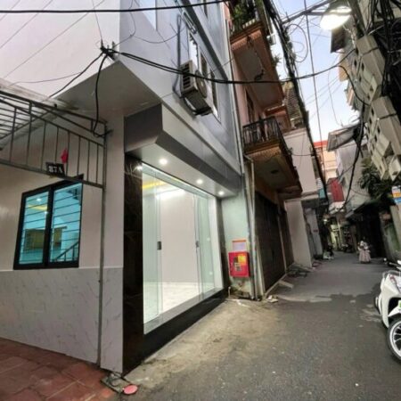 Bán nhà phố Cầu Đơ, 50m2 x 4T,MT4m,lô góc,ngõ thông, ba gác tránh,ô tô dừng đỗ . Giá 8.4 tỷ