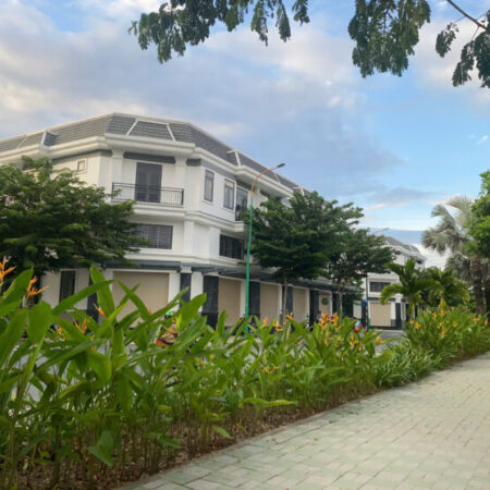 Chính chủ bán nhà Hòa Lợi, Bến Cát – Nhà mới, 1 trệt 1 lầu, giá chỉ từ 2,x tỷ!